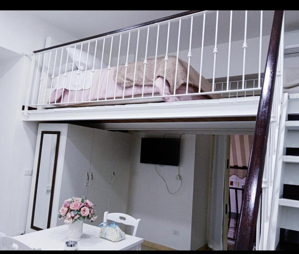 Bed and Breakfast Casa Carolina A Toledo Neapel Exterior foto